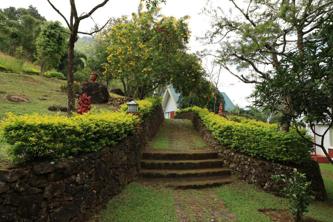 Ambady Estate Hotel Munnar Bagian luar foto