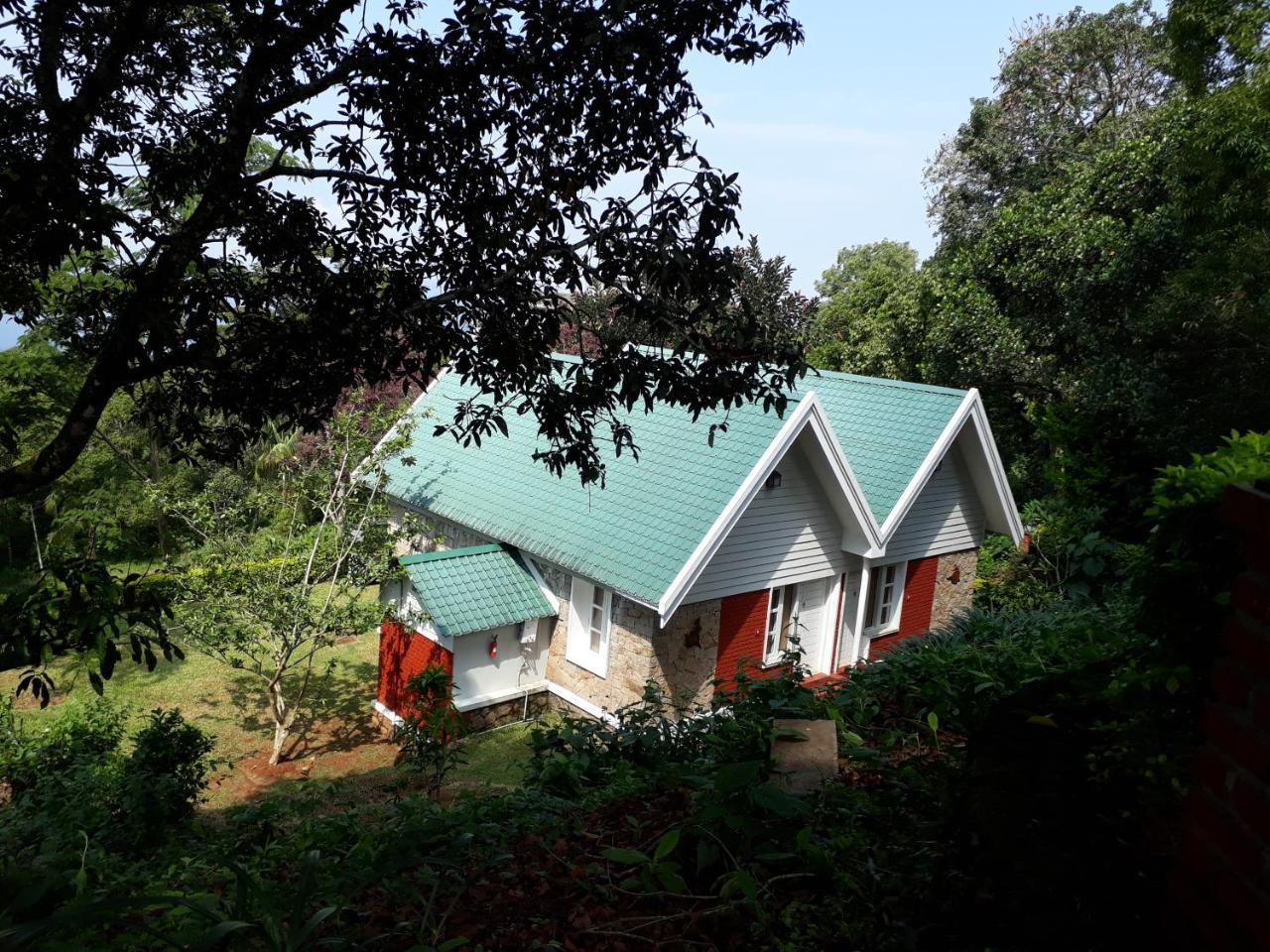 Ambady Estate Hotel Munnar Bagian luar foto